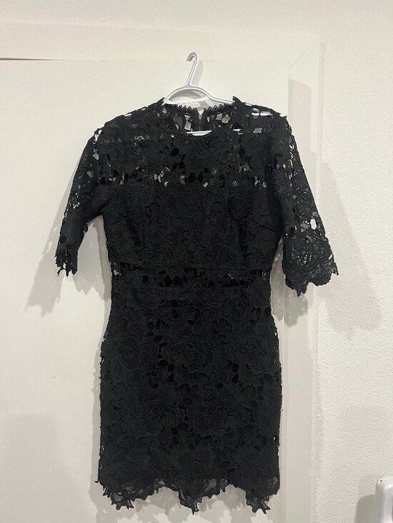 Lulu's Black Lace Dress - Picture 2 of 3